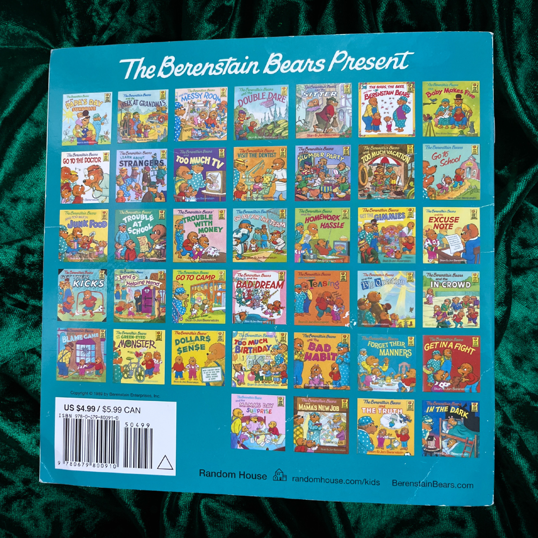 The Berenstain Bears: Trick or Treat by Stan & Jan Berenstain