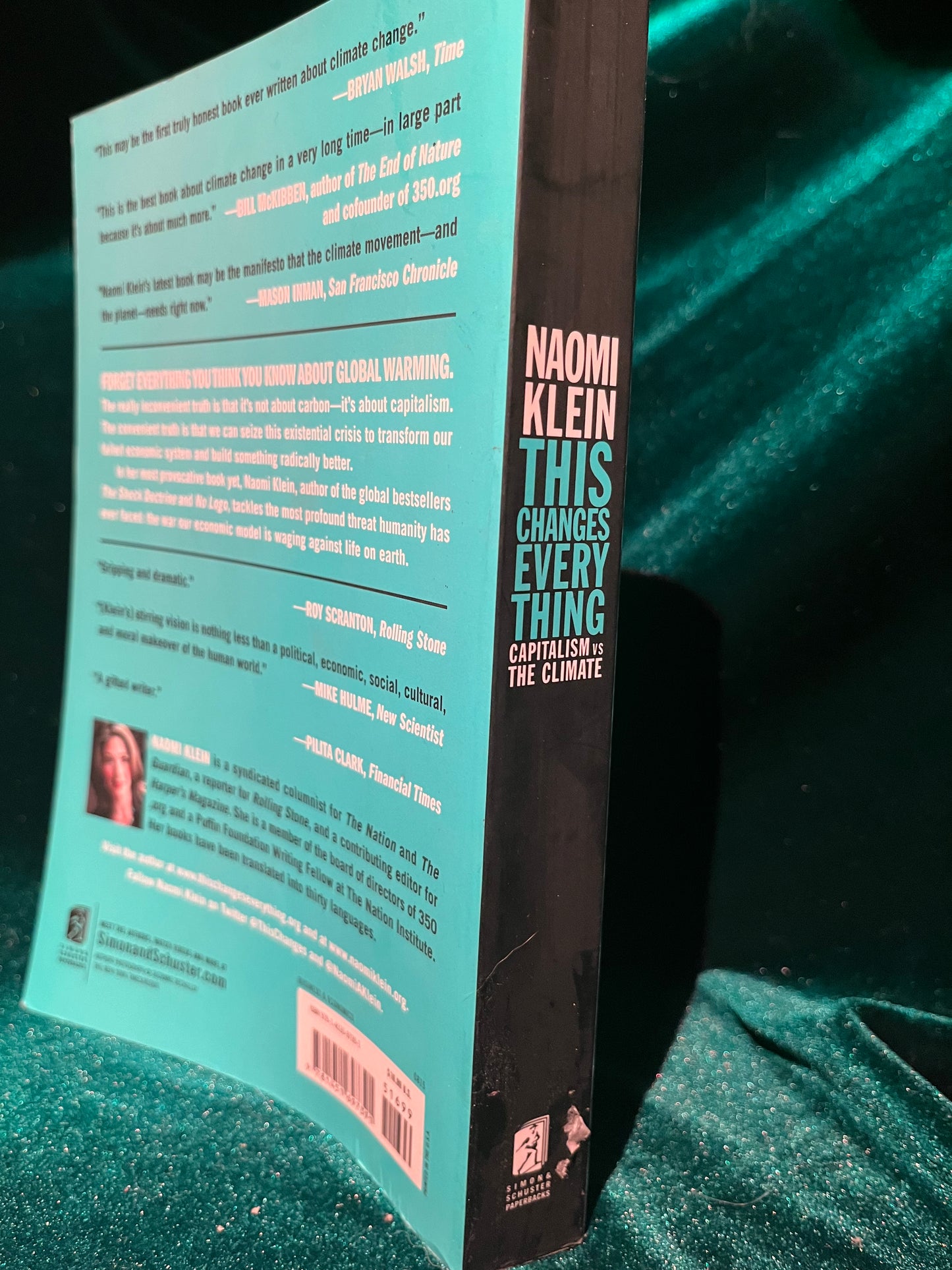 This Changes Everything: Capitalism vs Climate by Naomi Klein